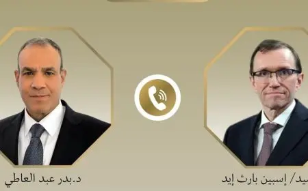 “وزير الخارجية والهجرة يتواصل هاتفياً مع نظيره النرويجي لتعزيز العلاقات الثنائية”