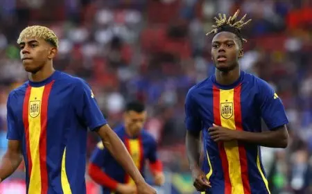 والد يامال يعلق على تجديد عقد نيكو ويليامز: “لا يمكن الوثوق بأحد”