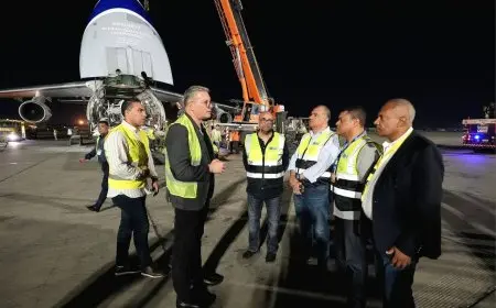 وزير البترول يشهد وصول ذراع التغييز إلى رصيف دمياط تمهيدًا لتشغيل الوحدة الرابعة بفاعلية