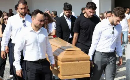 “نيفيز وكانسيلو يشاركان في جنازة جوتا بعد ساعات من تألقهما مع الهلال”