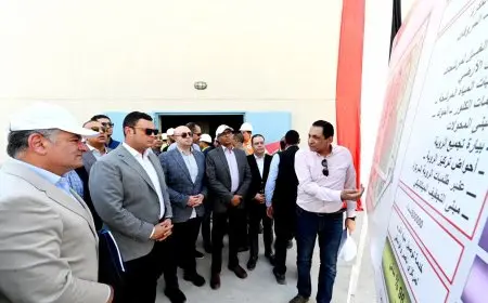 وزير الإسكان ومحافظ بني سويف يزوران مشروع توسعات محطة مياه شرب أشمنت لتحسين خدمات المياه