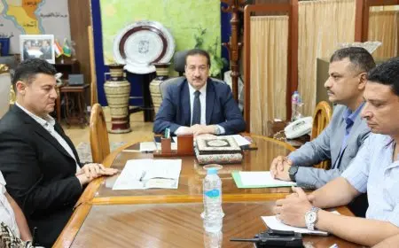 محافظ المنوفية يستعرض الخطط والإجراءات للغلق المؤقت للطريق الإقليمي في اجتماع موسع