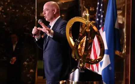 تعرف على عرض مجسم كأس العالم للأندية في برج ترامب الشهير بنيويورك – صور مدهشة!