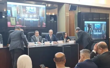 “وزير الاتصالات يكشف: هل كان حريق سنترال رمسيس نتيجة عمل تخريبي؟”