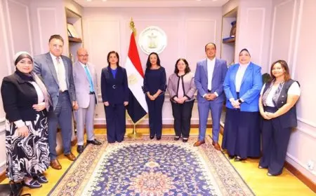 وزيرة التضامن تستقبل المدير الإقليمي لمنظمة الصحة العالمية لبحث سبل التعاون في مكافحة الإدمان وتعزيز الصحة العامة