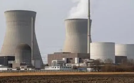 مصر وروسيا تبرمان بروتوكولًا جديدًا لدعم إنشاء وتشغيل محطة الضبعة النووية