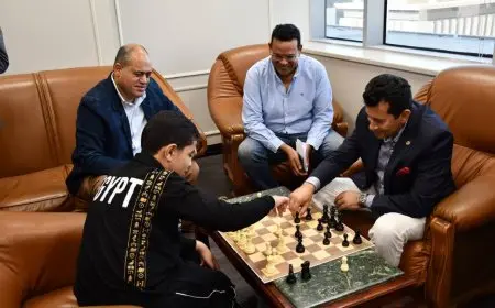 وزير الرياضة يرحب بالبطل العالمي في الشطرنج عبدالرحمن سامح في حدث مميز