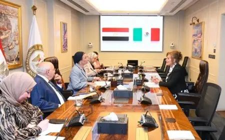 وزيرة البيئة تبحث سبل تعزيز التعاون البيئي مع سفيرة المكسيك في اجتماع مثمر