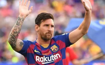 برشلونة يدعو ميسي لحضور افتتاح ملعب كامب نو: هل يعود أسطورة الكرة إلى عاصمة كتالونيا؟