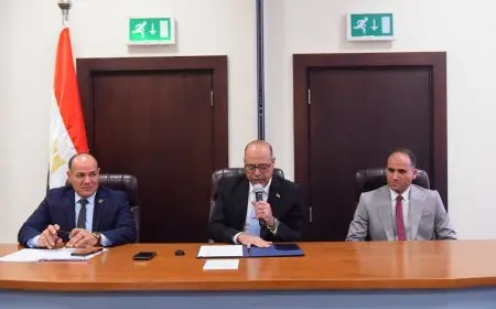 بتوجيهات من الرئيس، «جبران» يمنح 20 عقد عمل متميز لذوي الهمم العالية