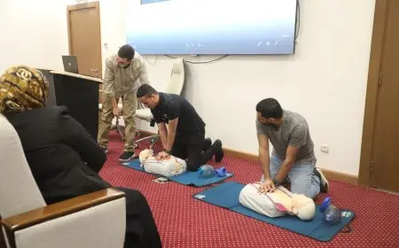 “وزارة الصحة تبدأ تدريب المدنيين بوزارة الداخلية على استخدام أجهزة إزالة الرجفان القلبي (AED) لتعزيز السلامة الصحية”