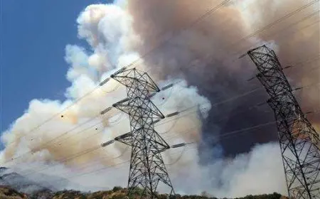 تفاصيل مذهلة عن إخماد حريق بالقرب من محطة توليد كهرباء أسوان في منطقة الهيش