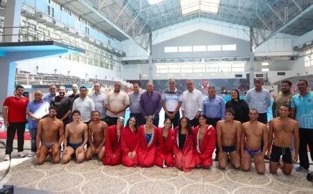 رئيس الأهلي يدشن حمام السباحة الجديد في «التربية والتعليم الأولمبي» بفخر