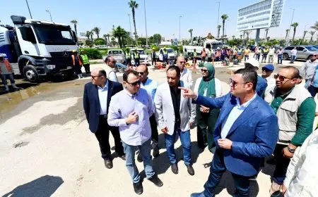 وزير الإسكان يُجري جولة تفقدية لمدى تقدم أعمال تطوير محور 26 يوليو في أكتوبر والشيخ زايد