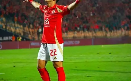 تفاصيل مشوقة حول اتفاق الأهلي مع أمام عاشور لتعديل عقده: كل ما تحتاج معرفته!