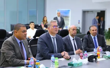 وزير البترول يقوم بجولة تفقدية لمركز التحكم الرئيسي في الشبكة القومية للغازات الطبيعية “ناطا” التابع لشركة جاسكو