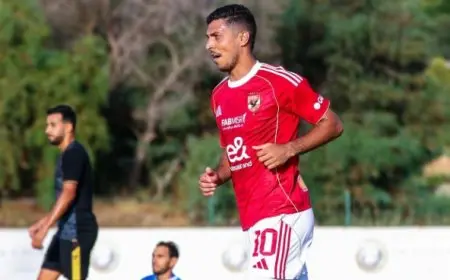 الأهلي يحقق فوزًا كبيرًا على الملعب التونسي بثلاثة أهداف في شوط المباراة الأول