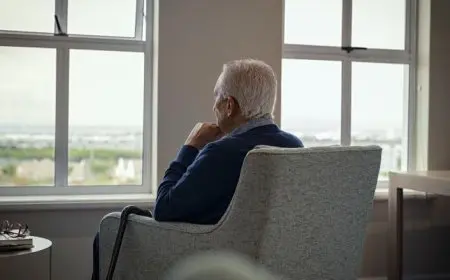 مؤشرات نفسية خطيرة: العزلة وفقدان الشهية تهدد صحة كبار السن