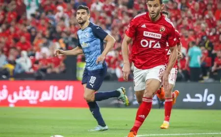 شوبير يكشف أسرار تعثر صفقة انتقال حمدي فتحي إلى بيراميدز!