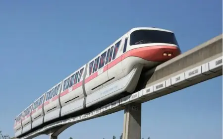 أحمد موسى يكشف مزايا المونوريل والأتوبيس الترددي في تحسين وسائل النقل وتقليل زمن الانتظار خلال أوقات الذروة