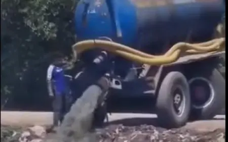 كارثة بيئية مروعة: سيارات كسح تلقي مياه الصرف الصحي في ترعة «ميت العز» بالشرقية