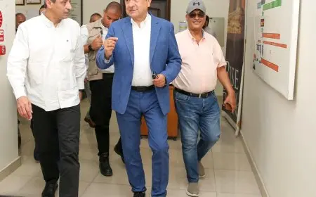 وزير قطاع الأعمال العام يقوم بجولة ميدانية في مصنع بلوكات الأنود بالعين السخنة لتعزيز الإنتاج وتحفيز الاقتصاد