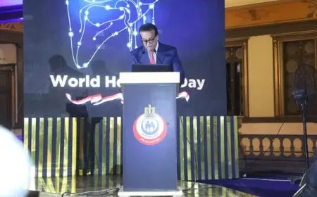 وزير الصحة يعلن: مصر تحقق التصنيف الذهبي في مكافحة فيروس “سي” بنجاح!