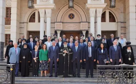 “وزير السياحة يشارك في افتتاح ملتقى لوجوس الخامس بدعوة من البابا تواضروس الثاني”