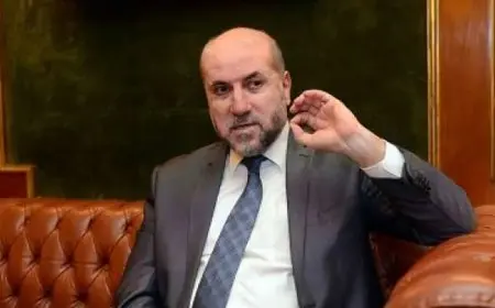 مستشار الرئيس الفلسطيني يفجر مفاجأة: الإخوان يحصلون على تصريح إسرائيلي للتظاهر أمام السفارة المصرية!