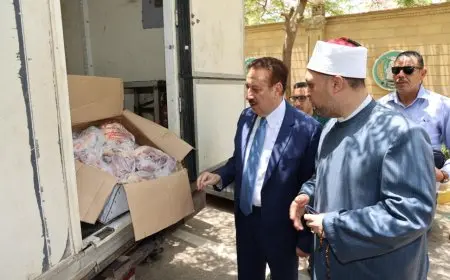 محافظ المنوفية يقوم بجولة تفقدية على دفعات صكوك الأضاحي الثانية قبل توزيعها على الأسر المحتاجة