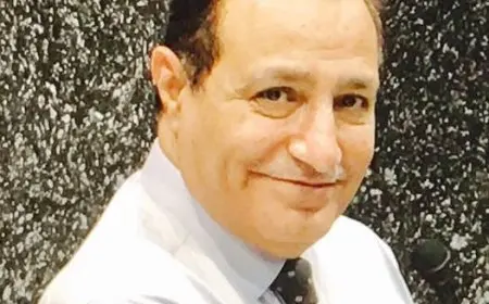 رحيل مؤثر لعالم الطب عبد الهادي مصباح: عاش حياة مليئة بعلاج أمراض المناعة وواجهها بشجاعة