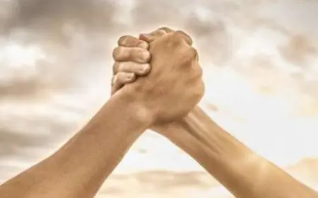 “اليوم العالمي للصداقة: نصائح لاختيار الصديق الوفي – شاهد الفيديو!”