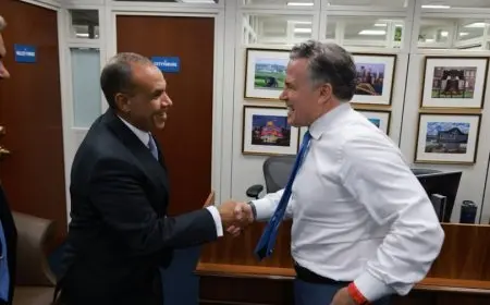 وزير الخارجية يؤكد أهمية إنهاء المعاناة الإنسانية للفلسطينيين وإيجاد حلول عاجلة