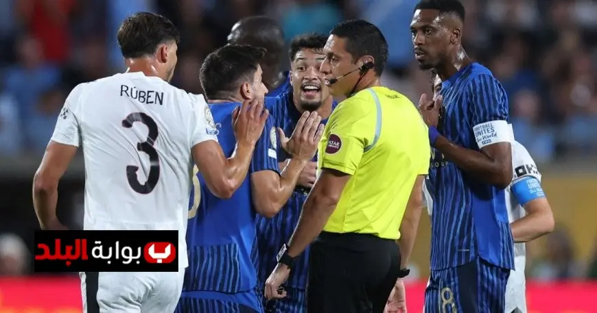 هدف مثير للجدل يُثير غضب لاعبي الهلال خلال مباراة مانشستر سيتي!