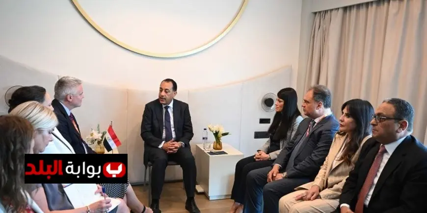 رئيس الوزراء يجتمع مع الأمين العام لمنظمة التعاون الاقتصادي والتنمية (OECD) لتعزيز التعاون الدولي