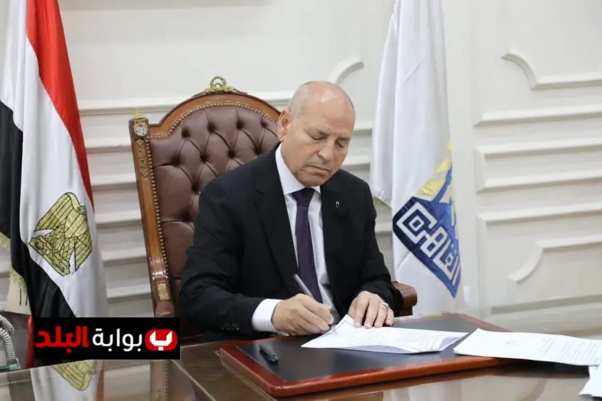 محافظ القاهرة يقيل رئيس حي دار السلام من منصبه خلال جولة تفقدية مفاجئة