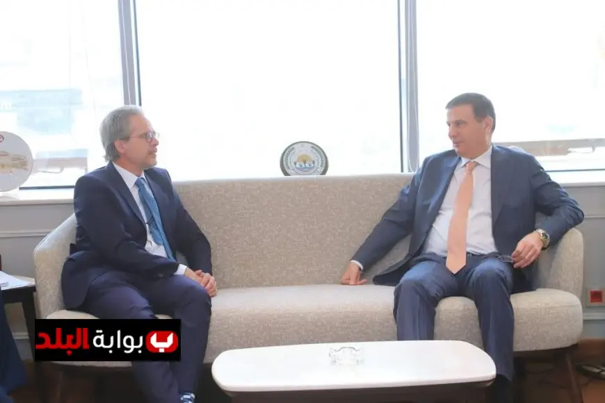 “وزير الزراعة يلتقي المستشار الزراعي الهولندي لتعزيز التعاون المشترك في القطاع الزراعي”