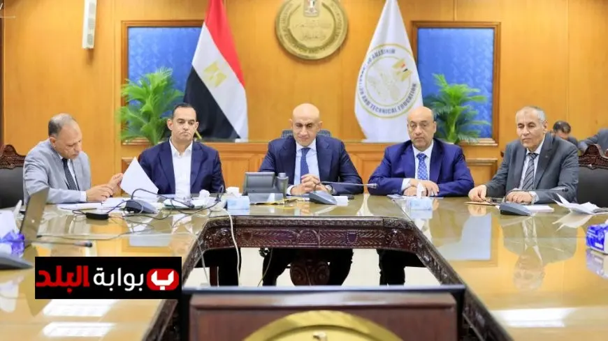 وزير التعليم يراقب امتحانات الثانوية العامة من خلال كاميرات المراقبة في اللجان لضمان النزاهة والأمان