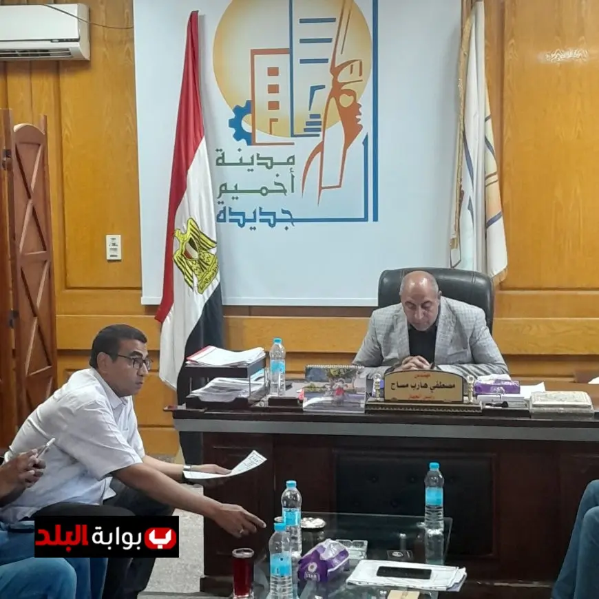الإسكان تُعلن عن تسليم مبنى الإسعاف الجديد وبدء تنفيذ الطرق في مدينة أخميم الجديدة!