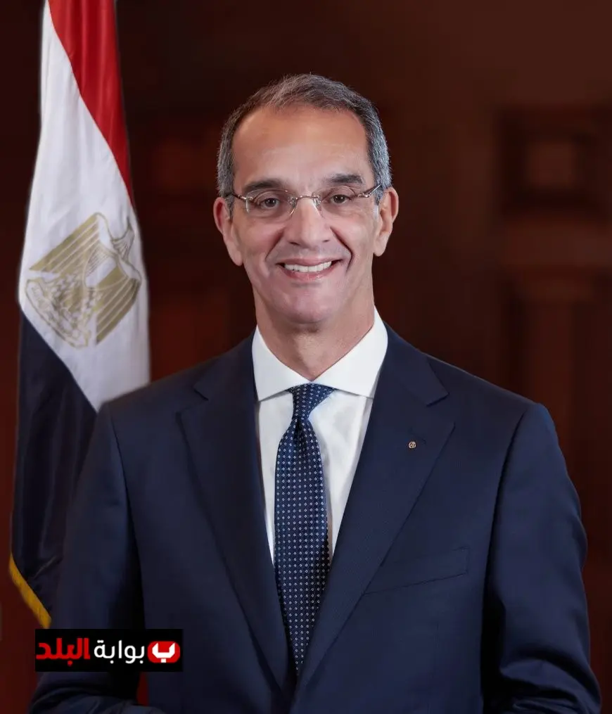 وزير الاتصالات يقوم بجولة تفقدية في مبنى سنترال رمسيس لمتابعة جهود إعادة الخدمات إلى طبيعتها