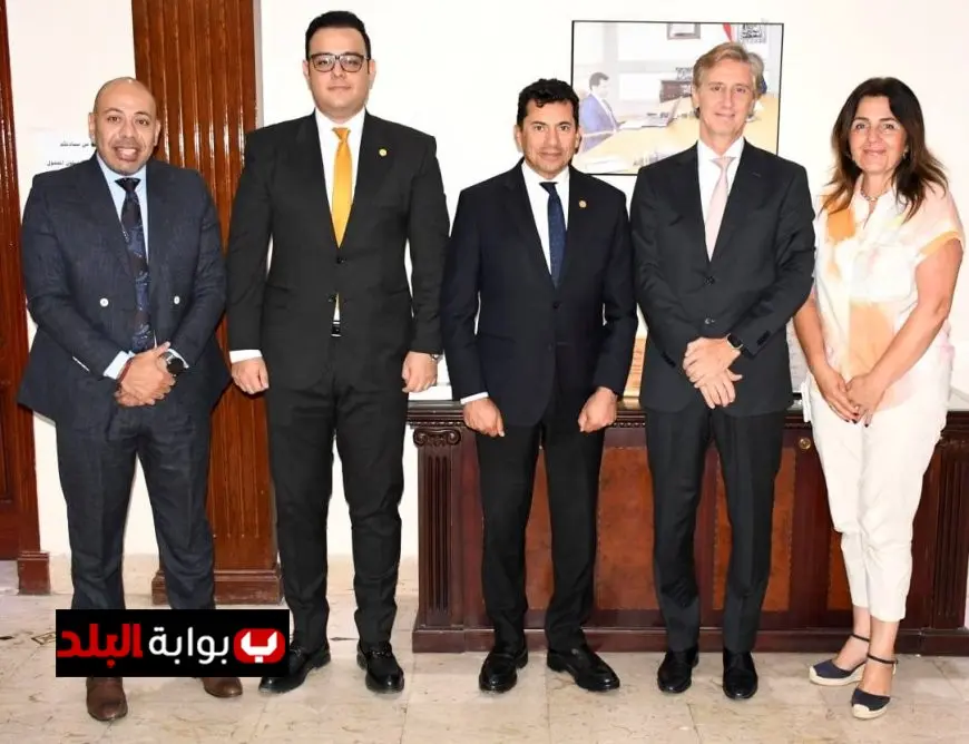 وزير الشباب يُكرّم ممثل البرنامج الإنمائي للأمم المتحدة تقديراً لجهوده في تعزيز التنمية المستدامة
