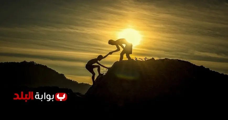 دينا أبو الخير تناقش كيف يساعد الجلوس مع الصالحين على تحقيق المغفرة