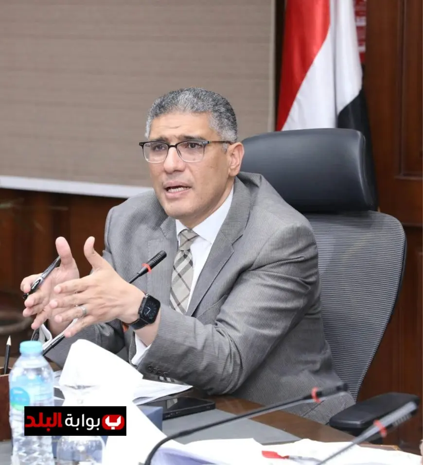 “محافظ الجيزة يجتمع مع خبراء جامعة القاهرة لمناقشة مستقبل الهوية البصرية للمحافظة”