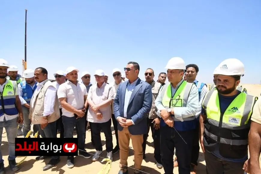 وزير الإسكان يقوم بجولة تفقدية في محاور الطرق ومحطة تنقية مياه الشرب الجديدة في مدينة السادات