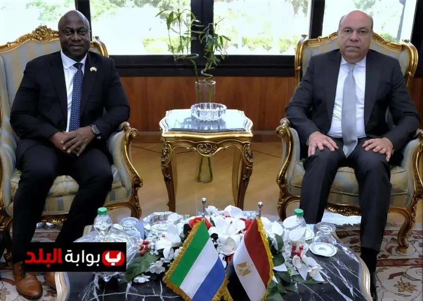 وزير الطيران المدني يلتقي بنظيره السيراليوني لاستكشاف فرص التعاون المشترك في مجال الطيران