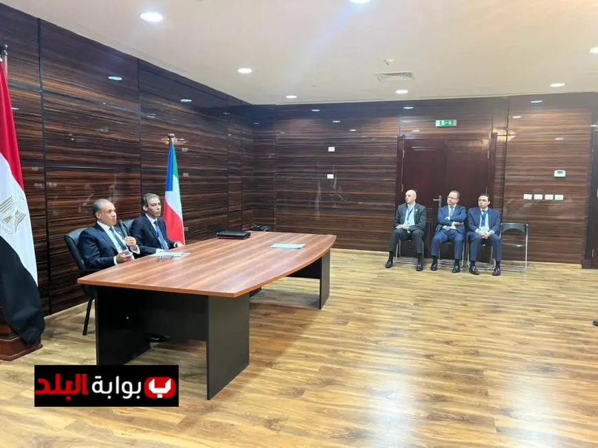 وزير الخارجية والهجرة يلتقي بالجالية المصرية في غينيا الاستوائية لتعزيز الروابط والتعاون