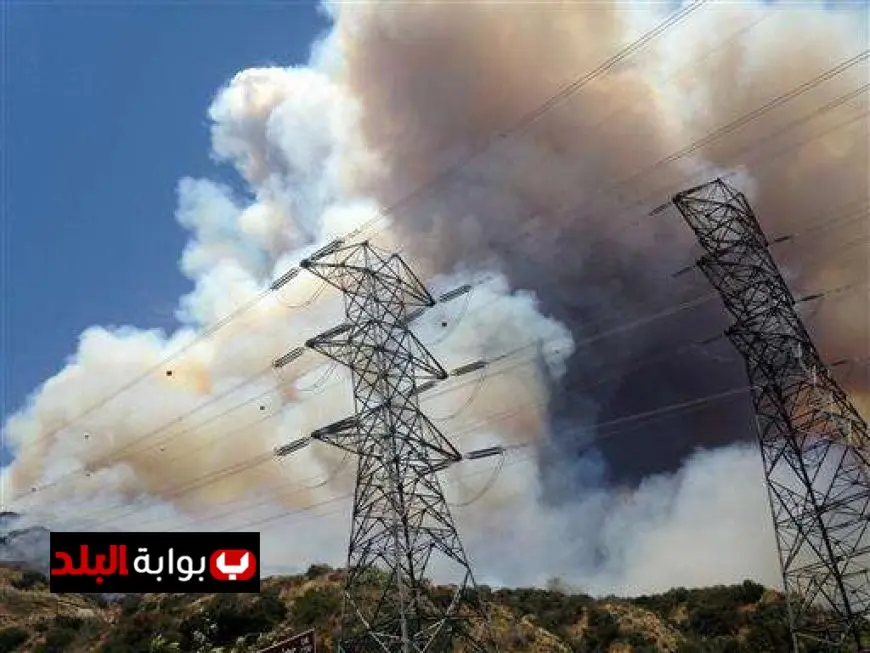 تفاصيل مذهلة عن إخماد حريق بالقرب من محطة توليد كهرباء أسوان في منطقة الهيش