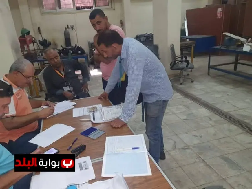 “وزير العمل يعلن إطلاق الاختبارات العملية للمرشحين في مجالات السباكة واللحام والنجارة للعمل بالإمارات”