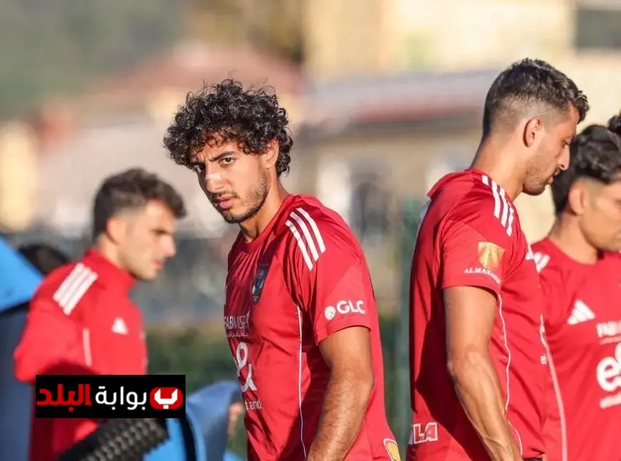 الأهلي يتألق بزيه الأساسي في مواجهة الملعب التونسي: استعدادات مثيرة للمباراة