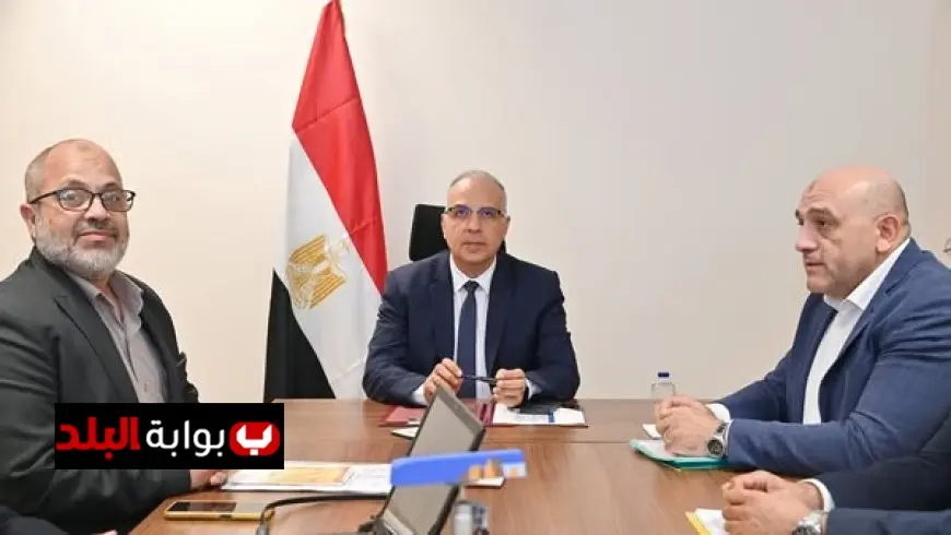 “وزير الري يراقب جهود حماية الشواطئ المصرية ويستعد لعقد اجتماع اللجنة العليا لتراخيص الشواطئ”